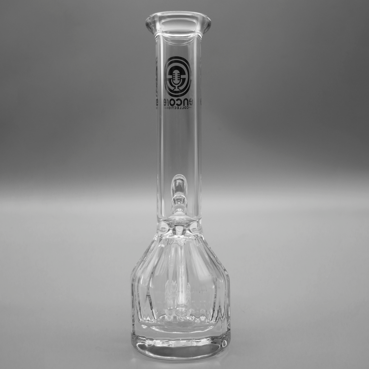 Encore Collection 8" Heavy Mini Henny Traveler Bong