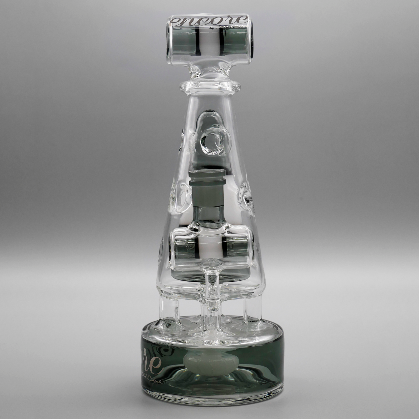 9" Encore Collection Fab Trophy Dab rig w/ 2-tone Accents and Showerhead Perc