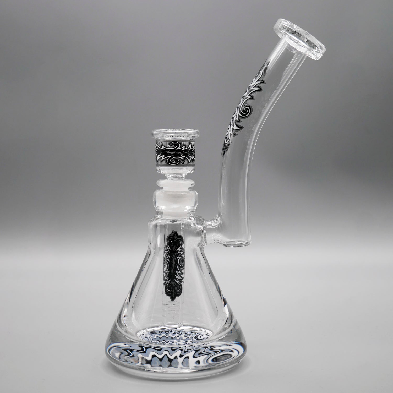 Skunk — 9.5" Wubbling Pounder Bubbler (view 3)