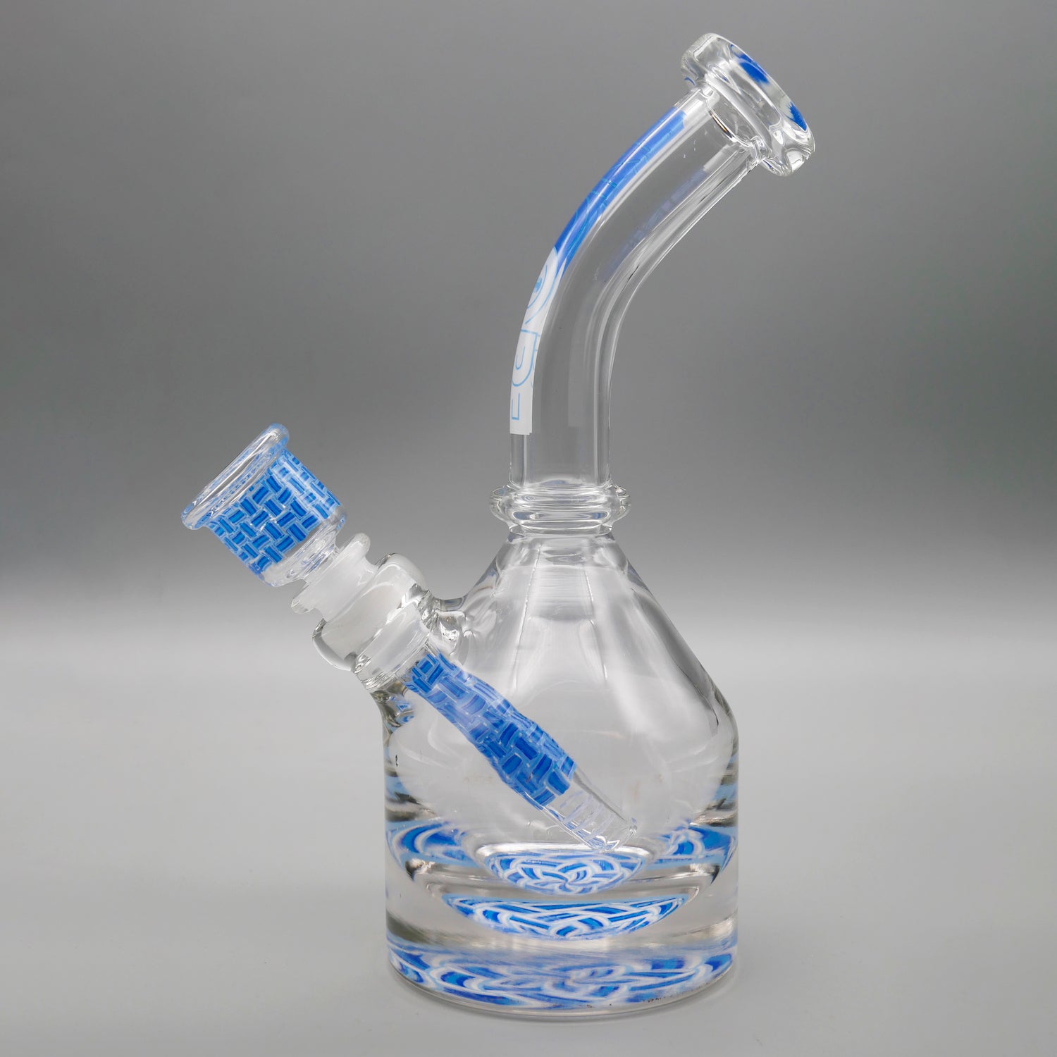 Basket Blue — Lazy Henny Basketweave (view 4)