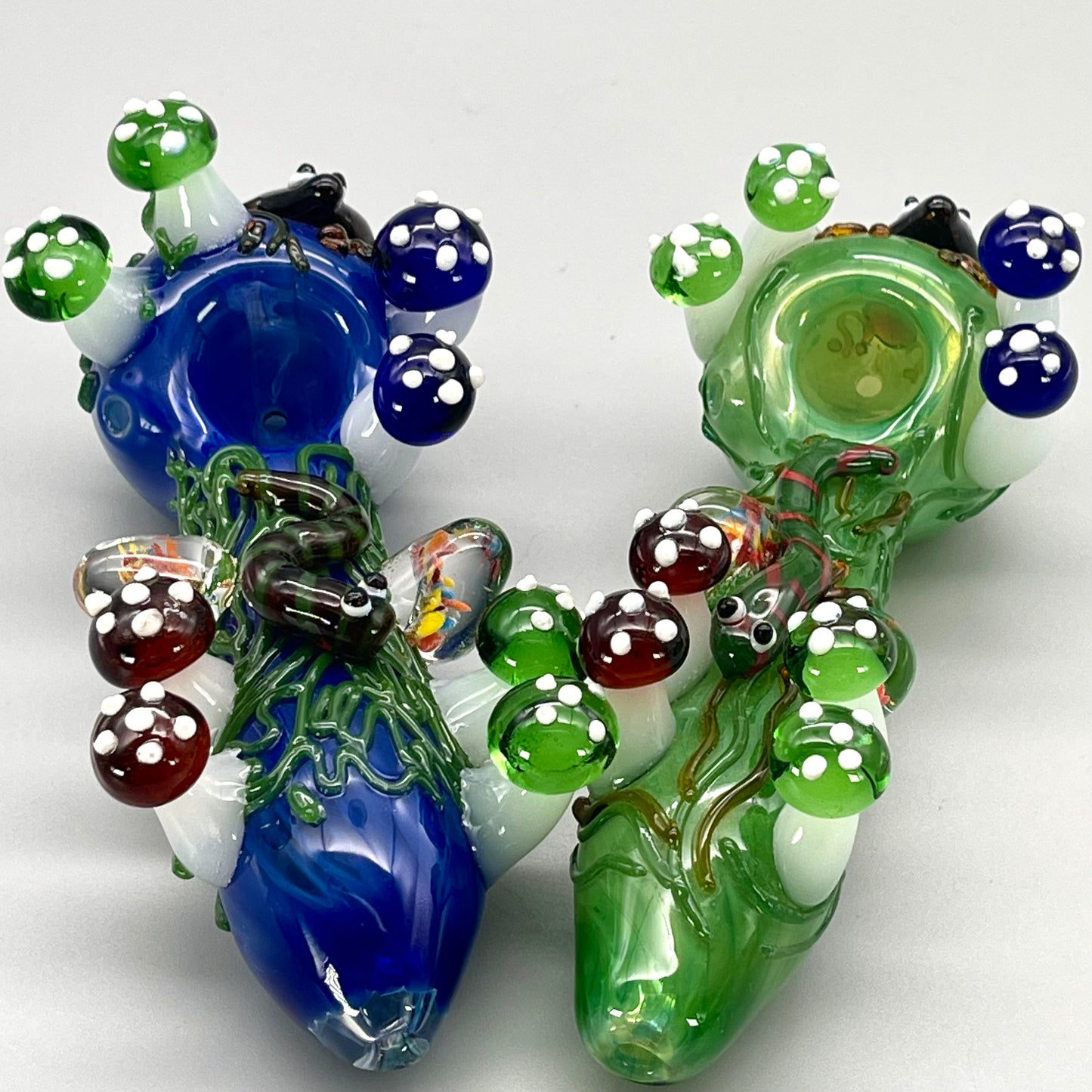 5" Forest w/ Frog, Caterpillar, and Mushrooms Hand Pipe